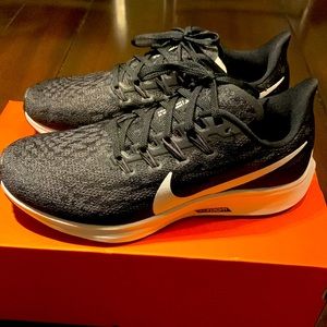 COPY - Nike Air Zoom Pegasus 36 (4E). Size 6.5W. Black/White/Thunder Grey.